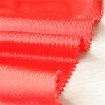 پارچه لباس ورزشی رنگ پریستیک را خیره می کند